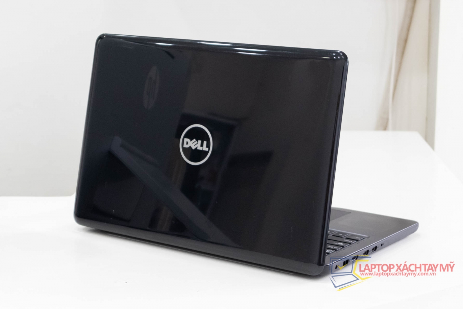 DELL INSPIRON 5567 I3 7100U, 4Gb Ram DDR4, 128 G SSD. Laptop Văn Phòng