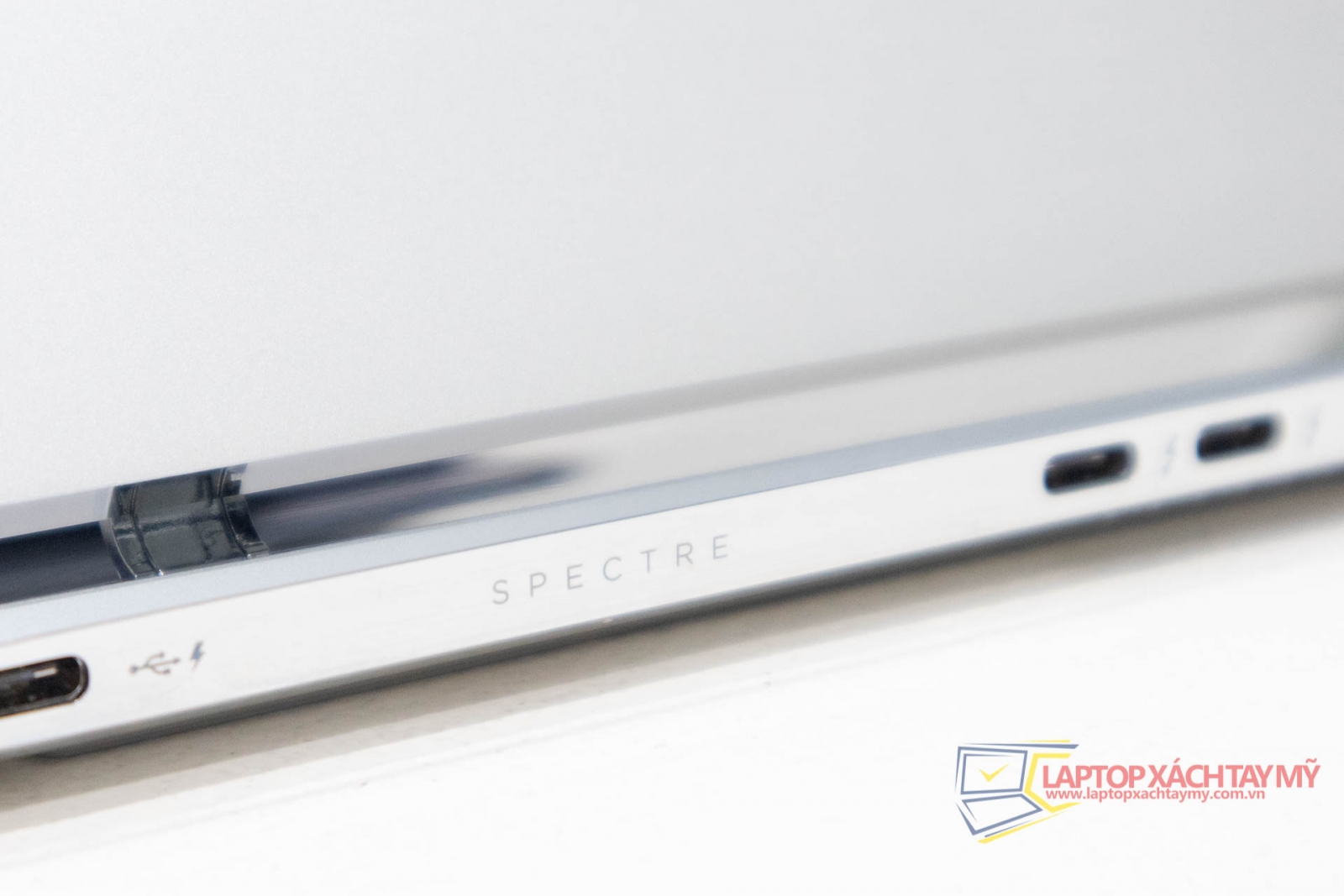 HP SPECTRE Notebook 13 i7 7500U, 8Gb Ram, 256Gb SSD, Màn hình Full HD