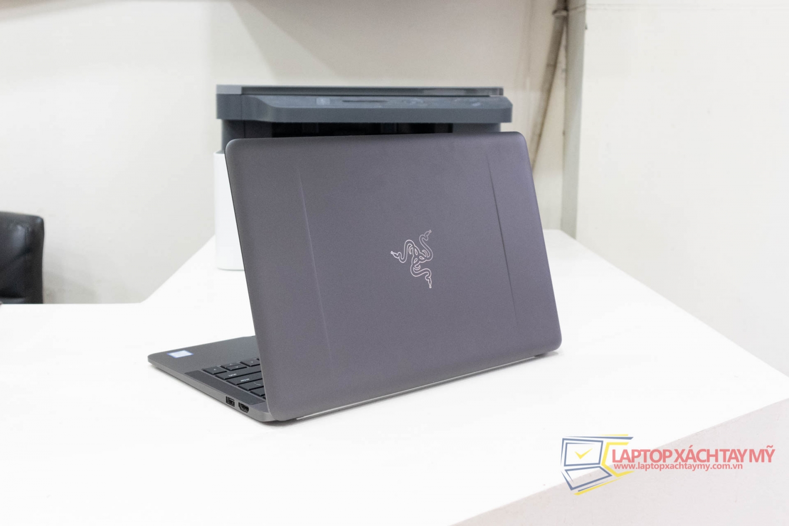 Razer Blade Stealth 13 2017, intel core i7 7500U, Ram 16Gb, SSD 256