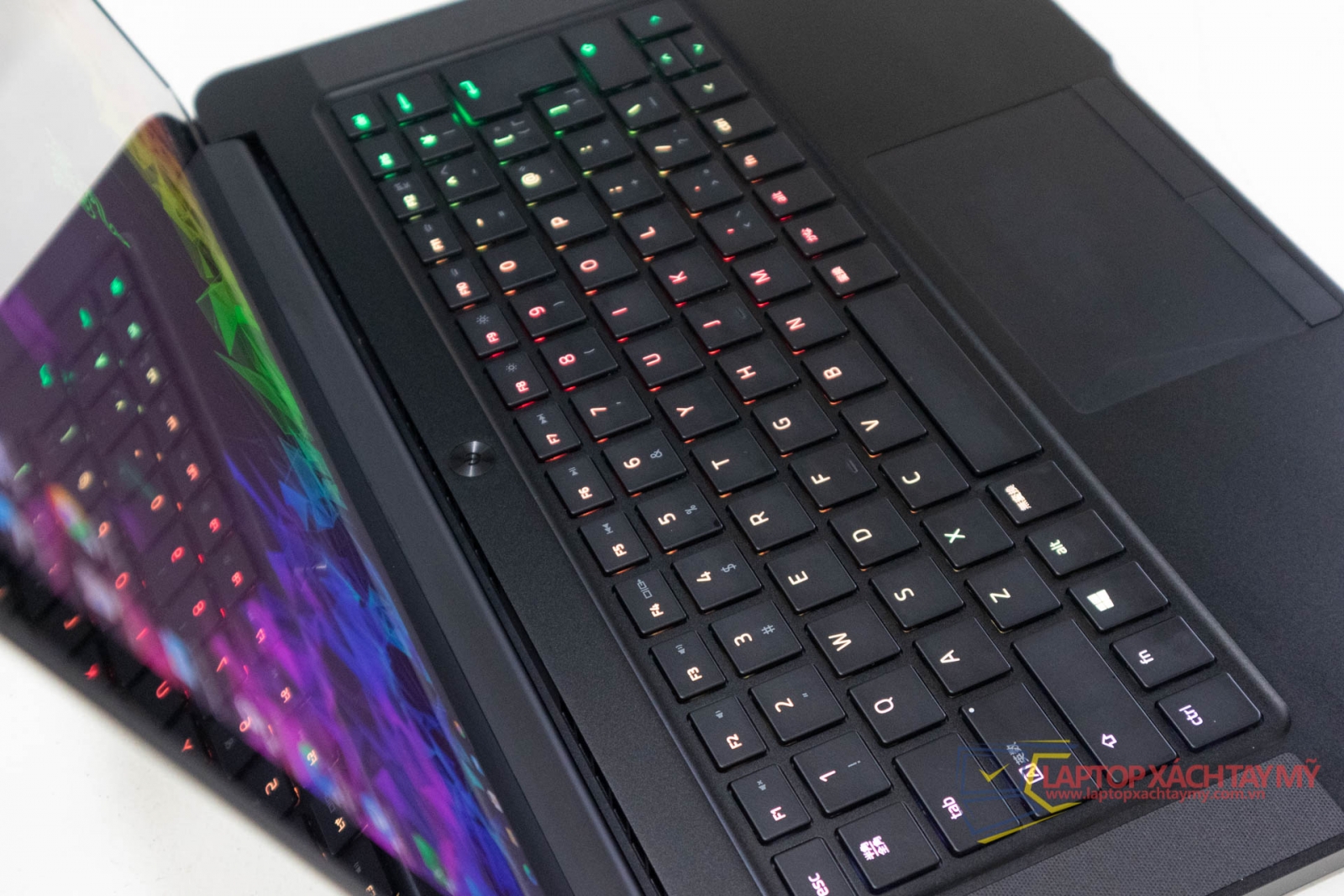 Razer Blade RZ09-0195, Core intel i7 7700HQ, Ram 16G, SSD 256G, Màn Hình 14 in 4k, GTX 1060 6GB