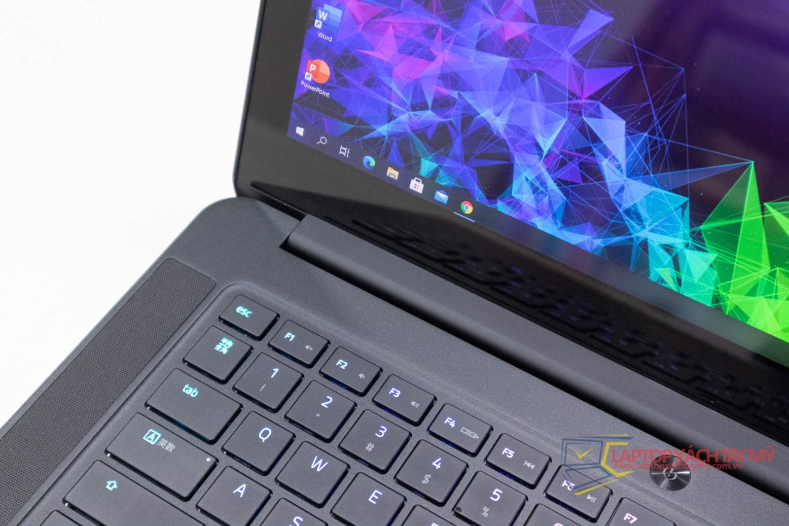 Razer Blade RZ09-0195, Core intel i7 7700HQ, Ram 16G, SSD 256G, Màn Hình 14 in 4k, GTX 1060 6GB